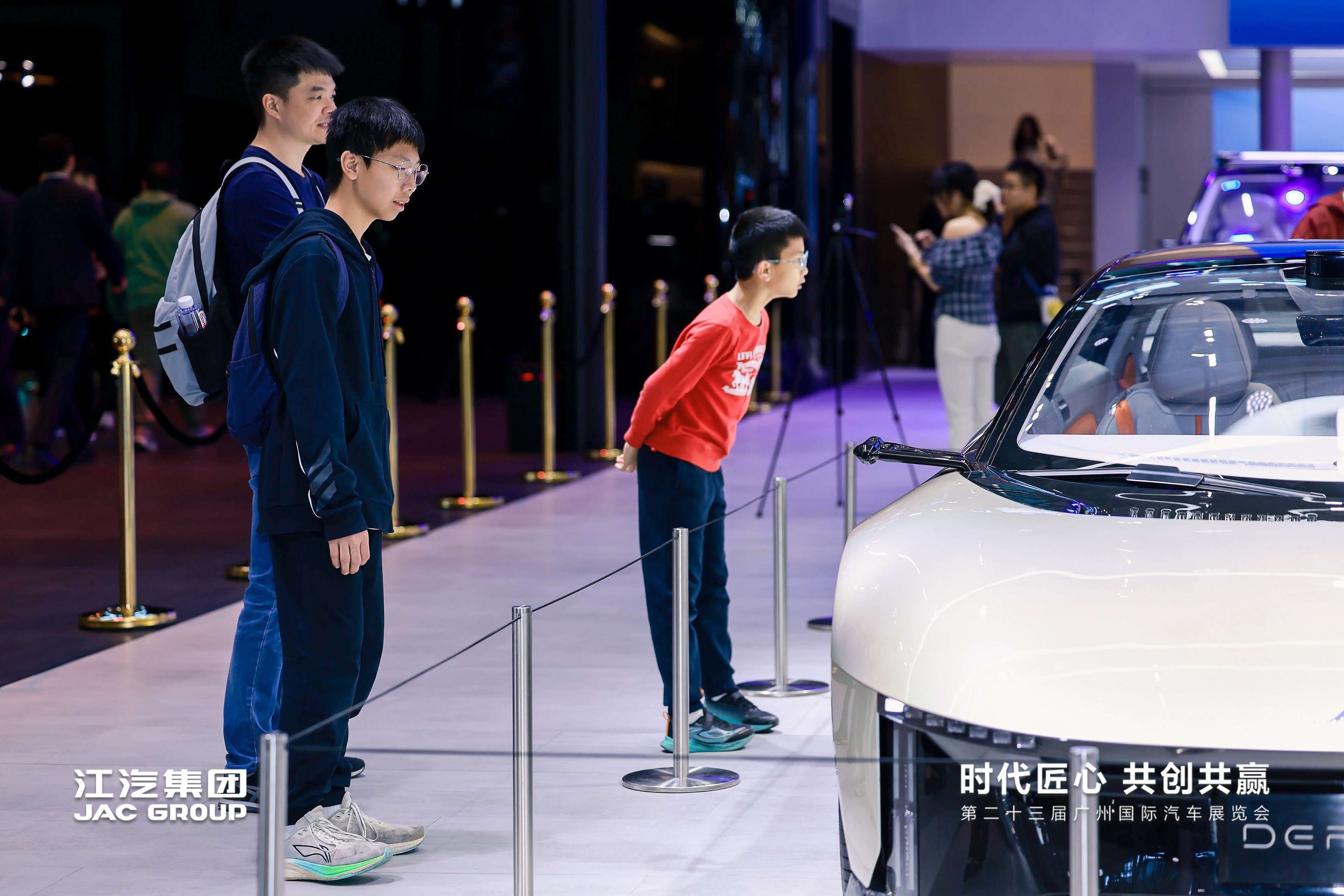 �й���������