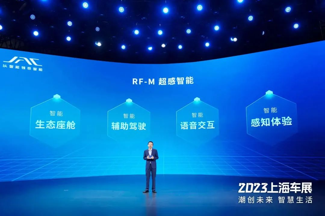 Öйú×ðÁú¼¯ÍÅ