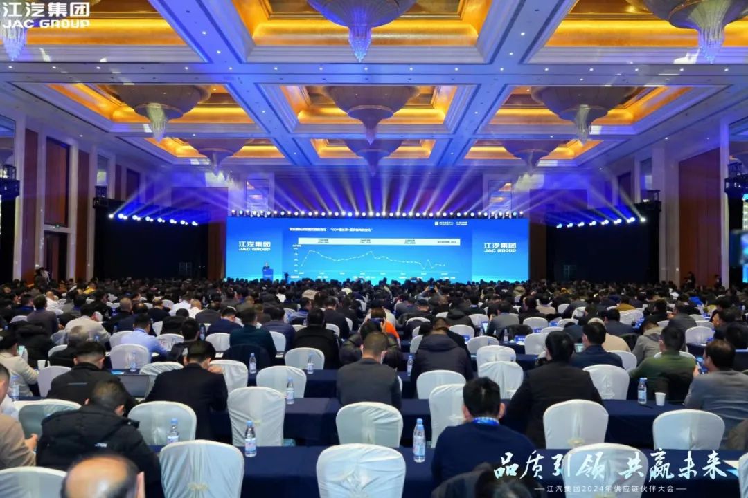 Öйú×ðÁú¼¯ÍÅ